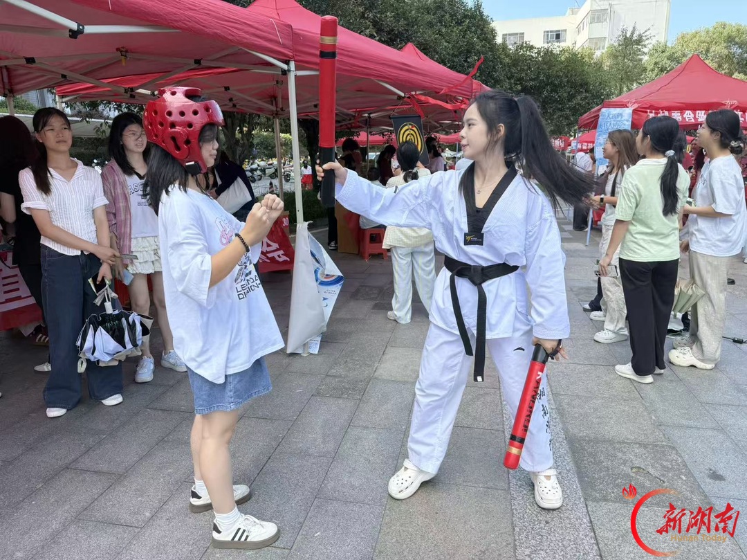 百团大战:让热爱在校园里碰个面