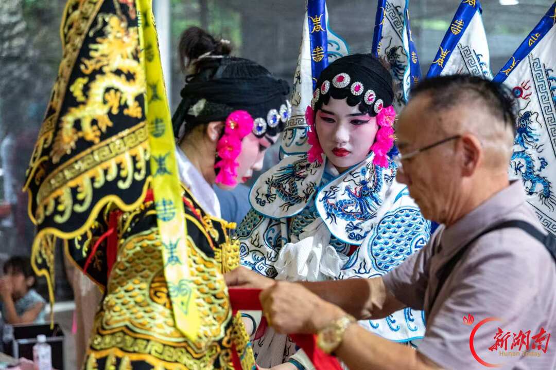 美文欣赏丨龙潭河里捞月亮