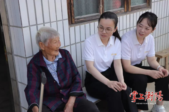 重阳送暖入乡村 正大助农兴乡村丨网络中国节·重阳
