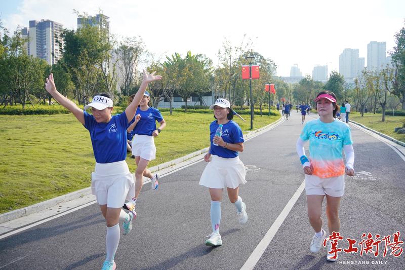 千名健身爱好者齐聚酃湖湖畔，衡阳市第六届全民健身活力行火热开启
