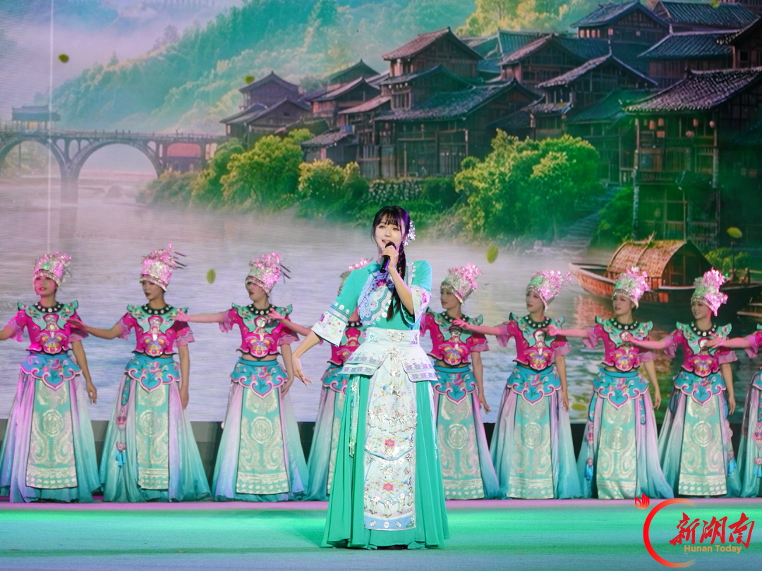 从“看看边城”到“住进边城”