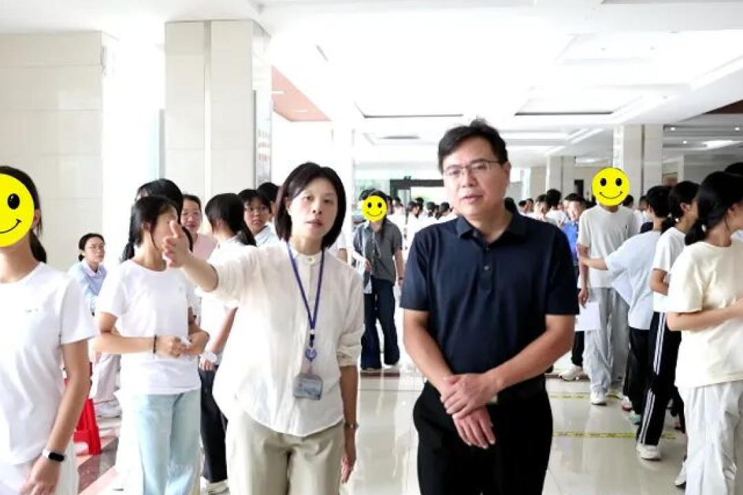 五健筛查"第一枪"打响，湘潭两校近三千学生同步完成体检