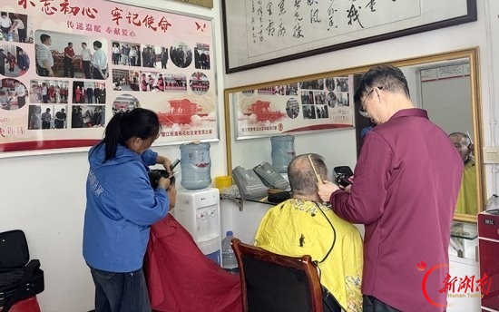 石门县楚江街道荷花社区:党群阵地聚银发 文明实践暖重阳