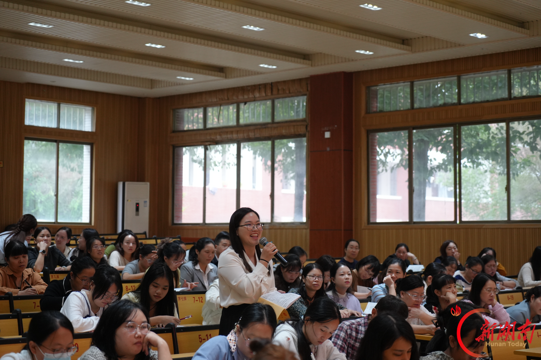 隆回县九龙学校：携手同行传真知　研思共进促成长