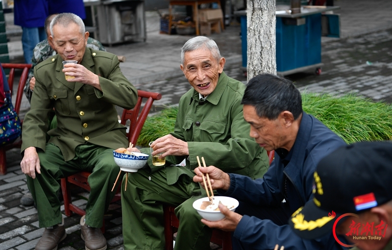 马桑树下重阳暖