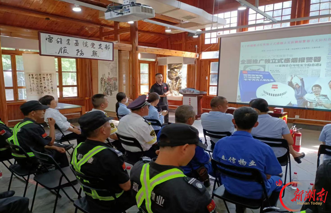 湖南湘江新区雷锋街道荷花塘社区：以常态化演练筑牢安全防线 让应急从容成为群众本能