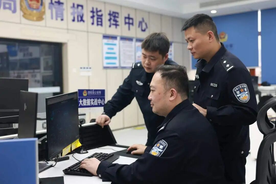 数据深海里的“猎人”——记邵阳县公安局刑侦大队副大队长段海龙