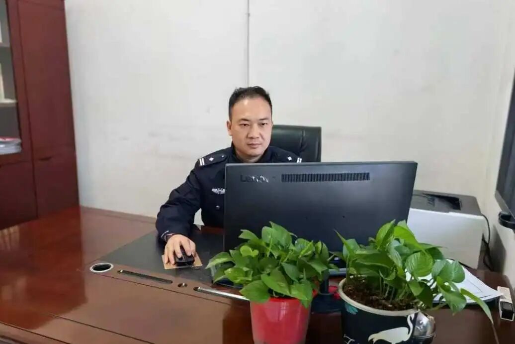 数据深海里的“猎人”——记邵阳县公安局刑侦大队副大队长段海龙