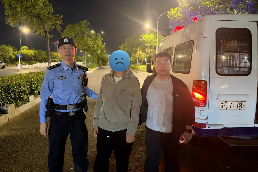 外出工作途中，这名刑侦大队辅警掼了个蛋……