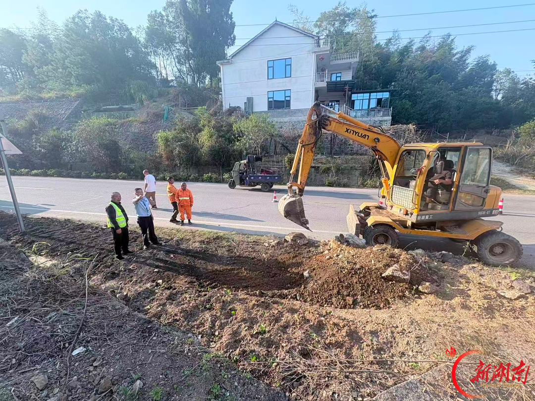 涟源公路推动多部门四级联动 路域环境向常态精治转变