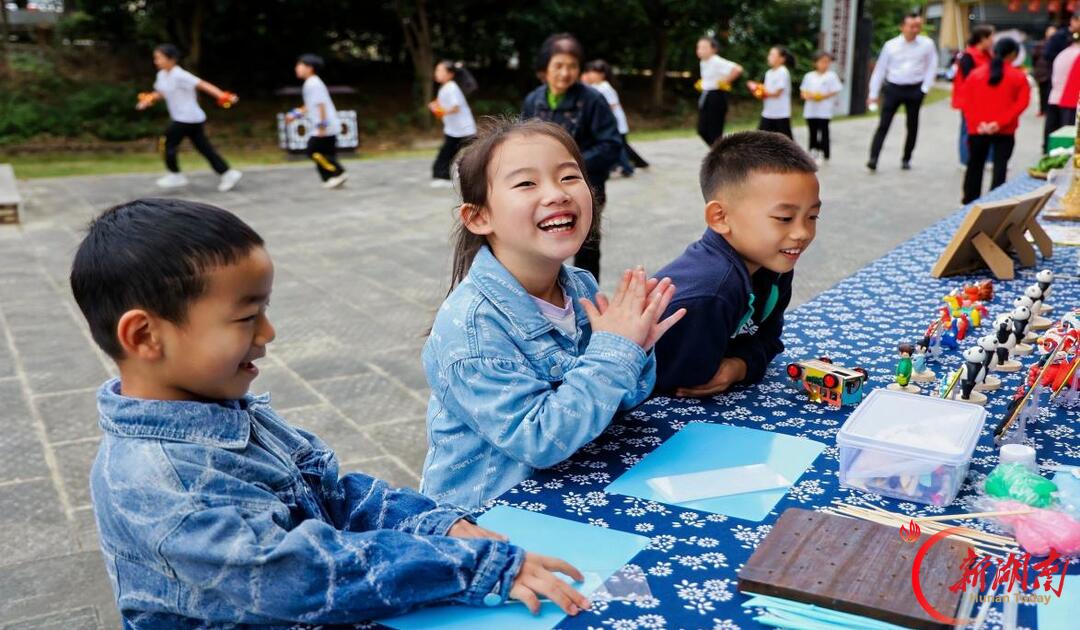 长沙市望城区茶亭镇静慎村第十届乡村丰收文化艺术季热闹启幕