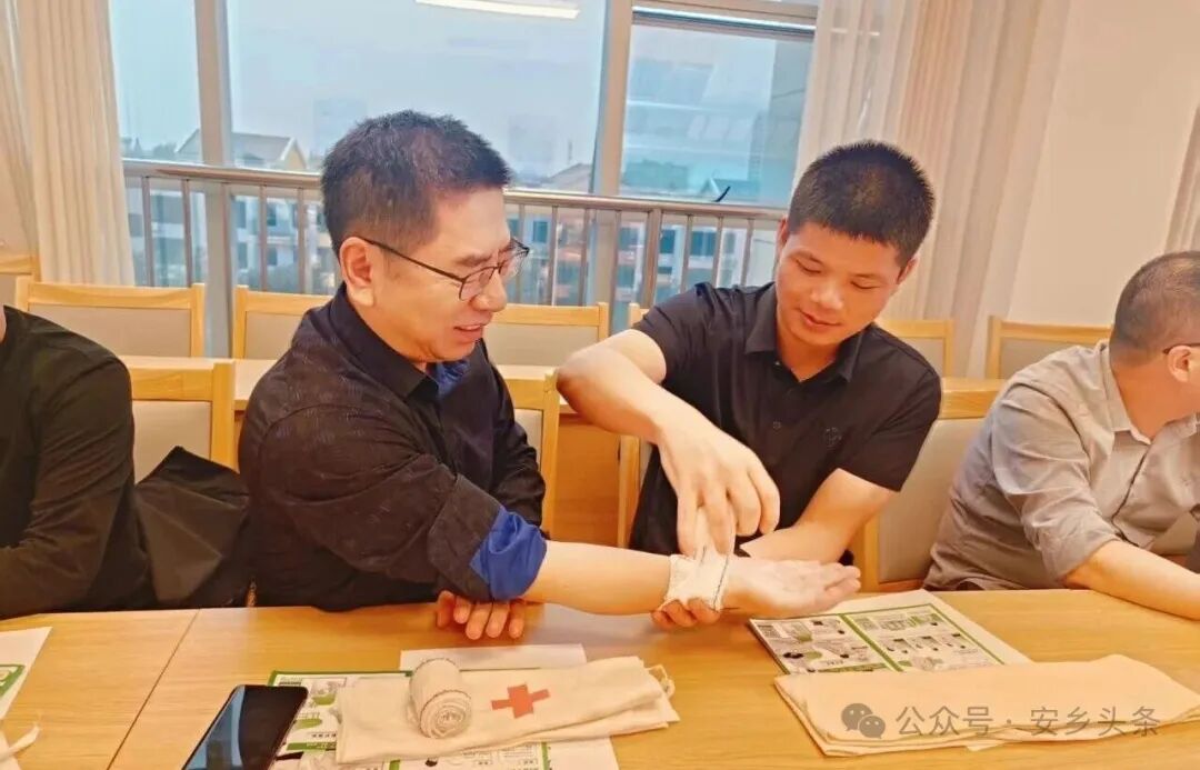 安乡：急救技能进机关 提升干部应急能力