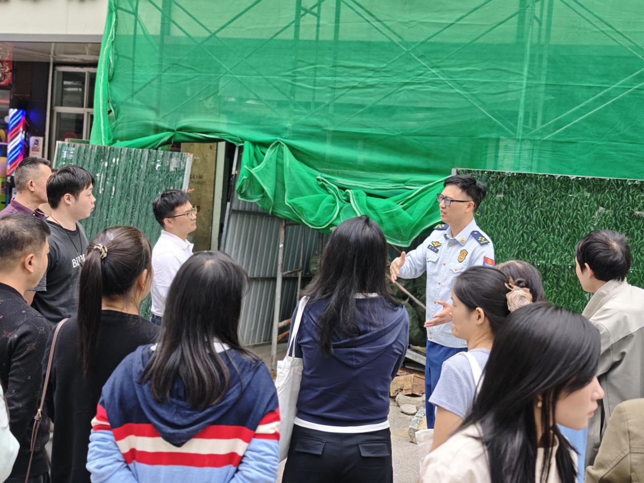 湘湖街道开展消防安全现场警示会暨芙蓉夜话活动