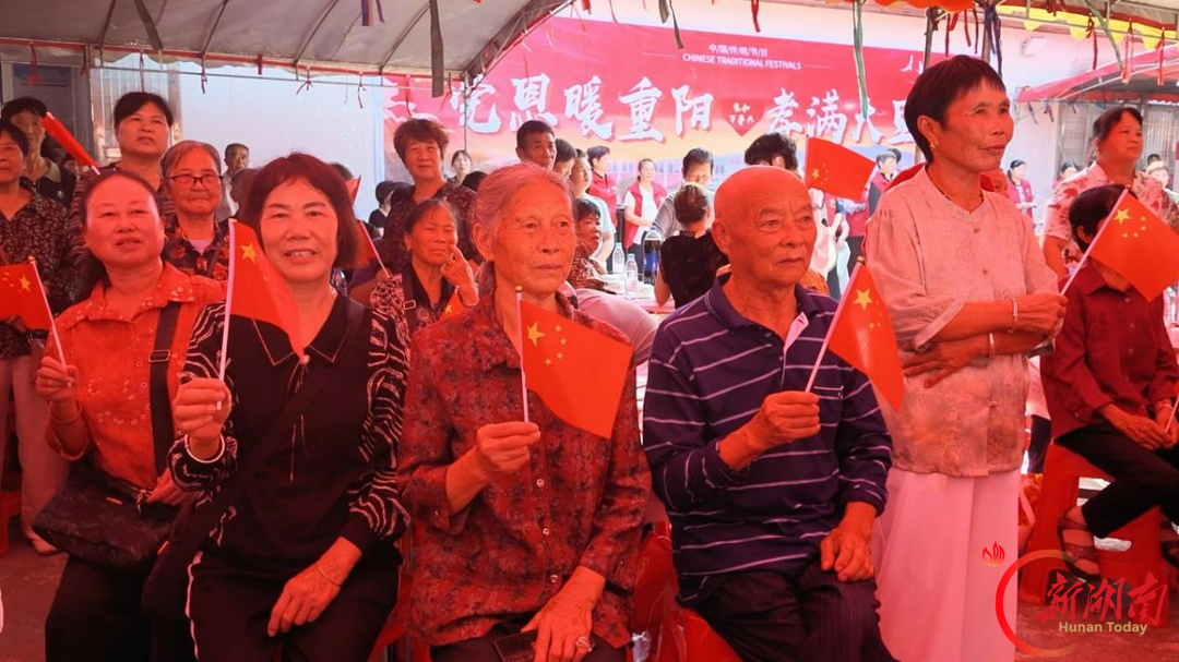 党恩暖重阳 孝善润乡土 攸县里旺村绘就和美乡村敬老画卷