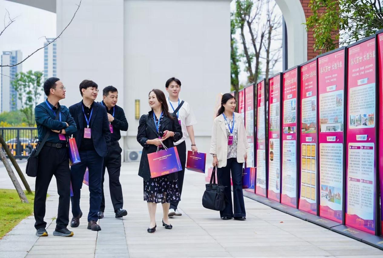 AI赋能五大学科教育!这场全国教研会在雅礼中学举行