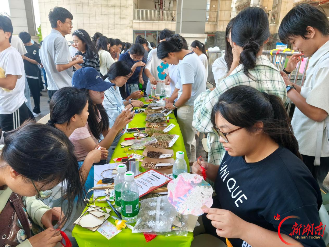 品语言之美 传文化之韵——南华大学举办语言文化主题游园会