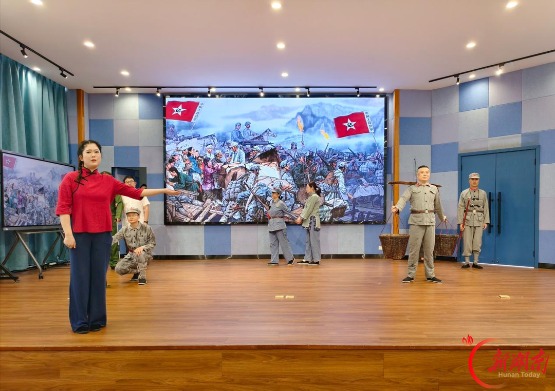 小记者在现场|五关烽火映初心——“强国复兴有我”党史情景剧走进株洲市天元区白鹤学校
