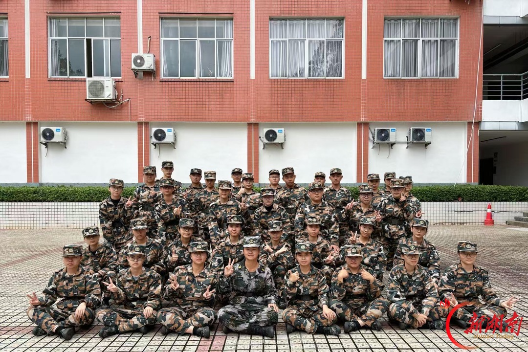 青春正步走|吉首大学马克思主义学院新生军体拳排侧记