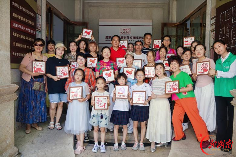 社区门店增设生命守护站 长沙链家首台AED装机落地