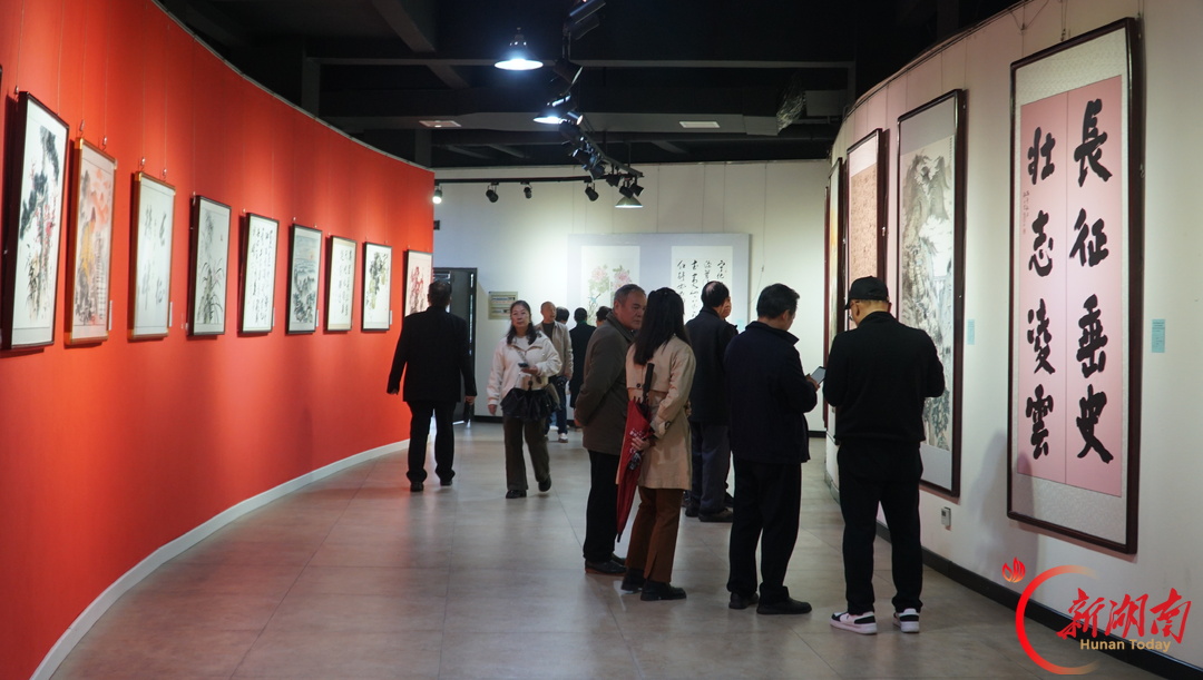 122幅佳作亮相!这场老年书画展致敬长征精神