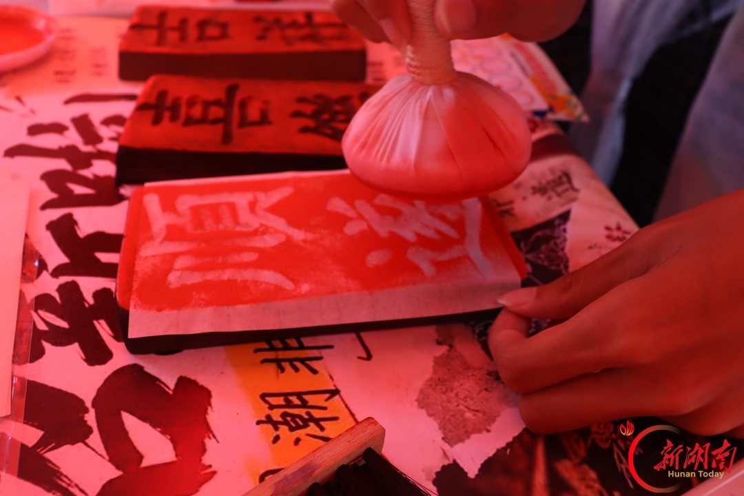百团大战现场,这个社团靠"老手艺"圈粉了