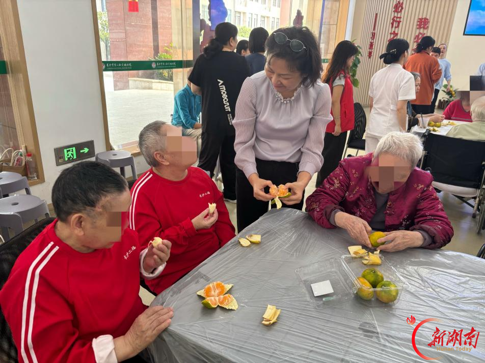 践行企业担当 情暖重阳佳节——华泰人寿湖南分公司开展重阳敬老志愿服务系列活动