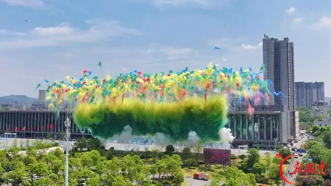 乘势而上 蓄势而进 聚势而胜——写在醴陵市两会开幕之际