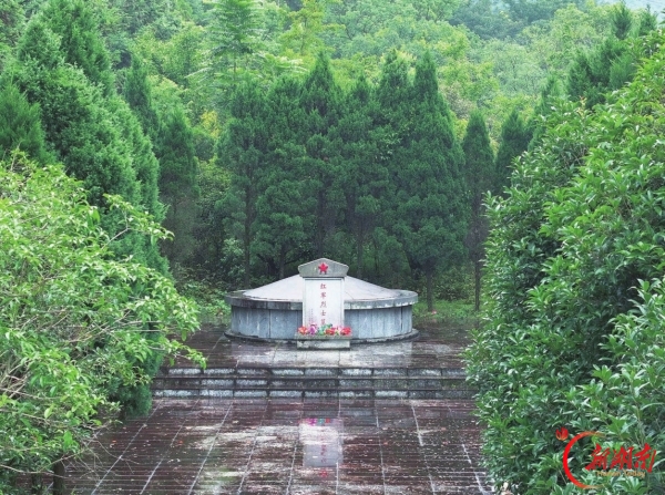 永不湮灭的星火——探寻“绝命后卫师”的血色终章