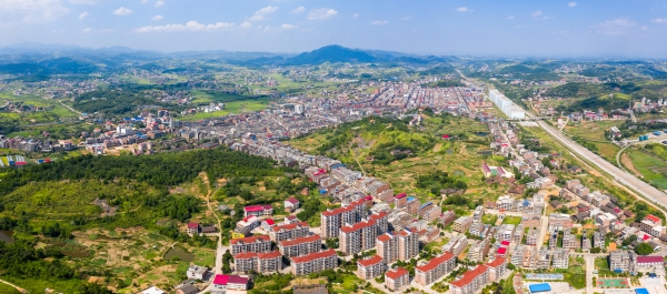 守千年药香 启时代新章——全国中药小镇廉桥在变与不变中绽放新生 | 湖南日报观察版头条