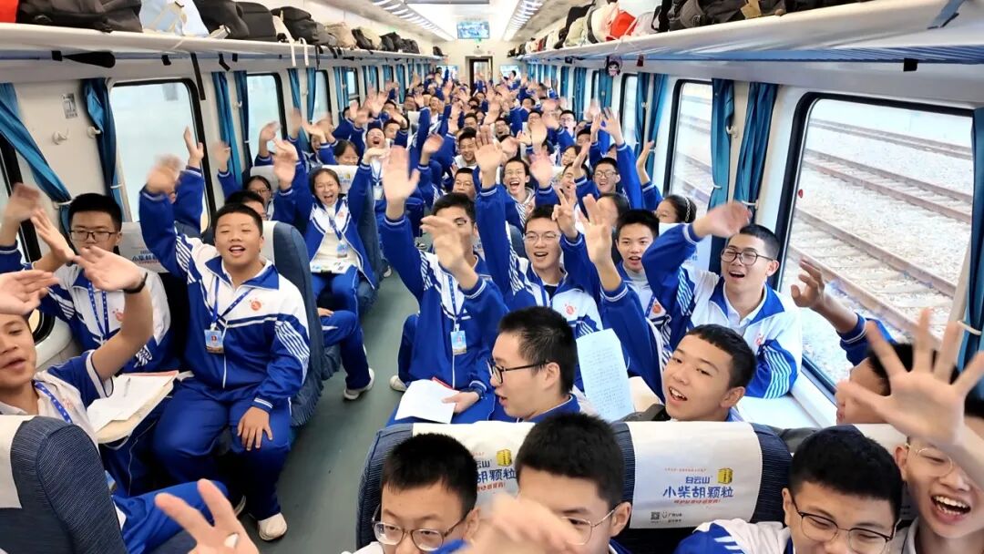 桃源7000余名学子开启“我的韶山行”
