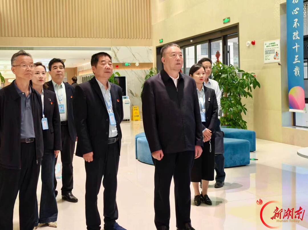 毛万春在长沙泰和医院调研