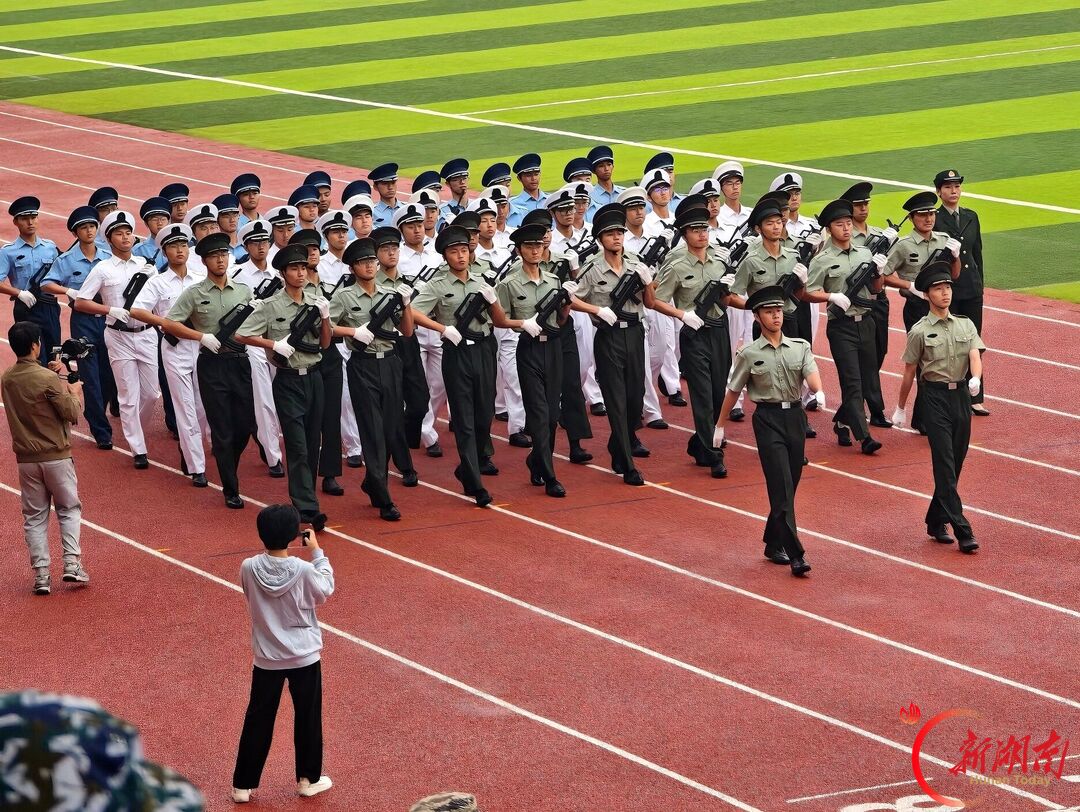 青春正步走丨彩排场上蓄势待发,愿明日汇演不负汗水