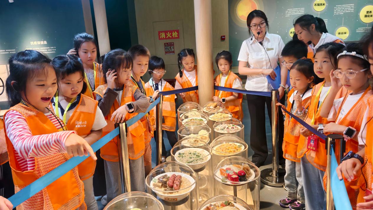 以行求知，以笔写心——长沙市一中云龙实验学校湖南日报全媒小记者这一年