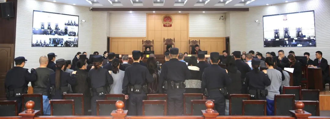 涉案金额超1800万元，五部门联合挂牌督办，17人盗版团伙被一网打尽