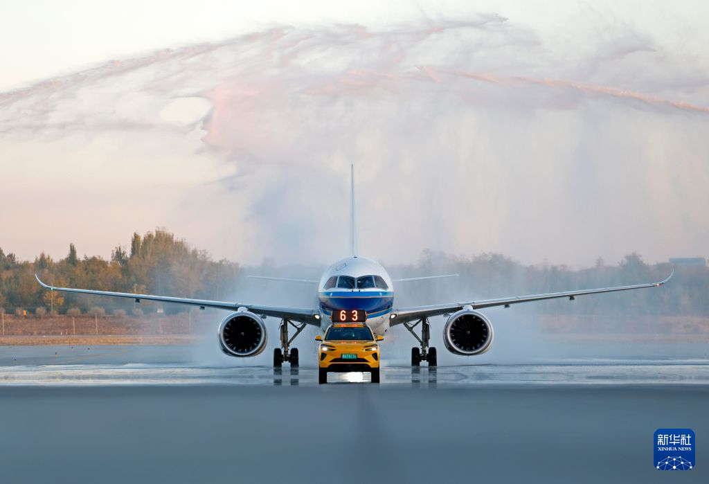 C919国产大飞机 联通中西部空中交通