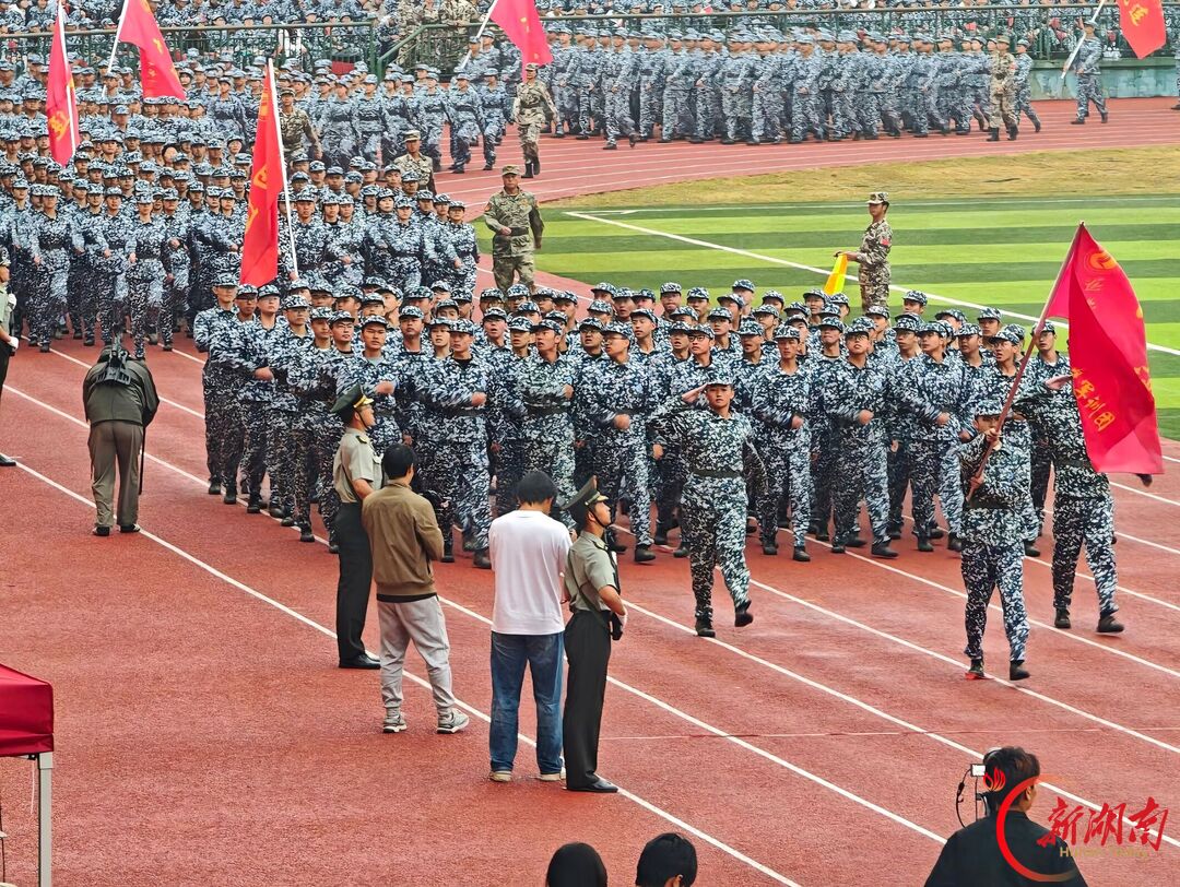 青春正步走丨彩排场上蓄势待发,愿明日汇演不负汗水