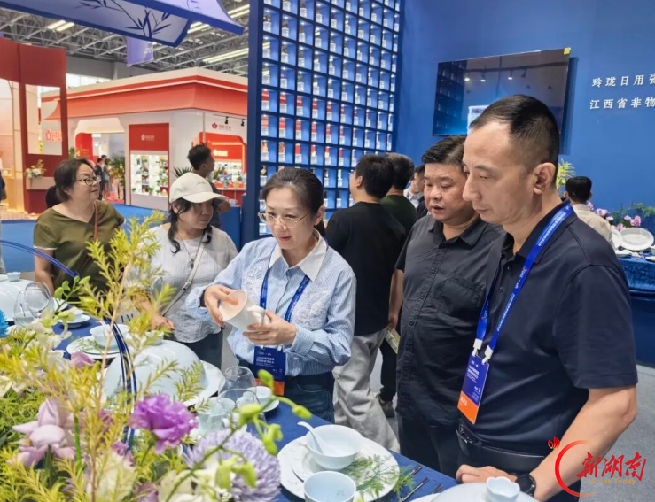 借他山之石 琢醴瓷之美——醴陵经开区赴景德镇考察陶瓷产业