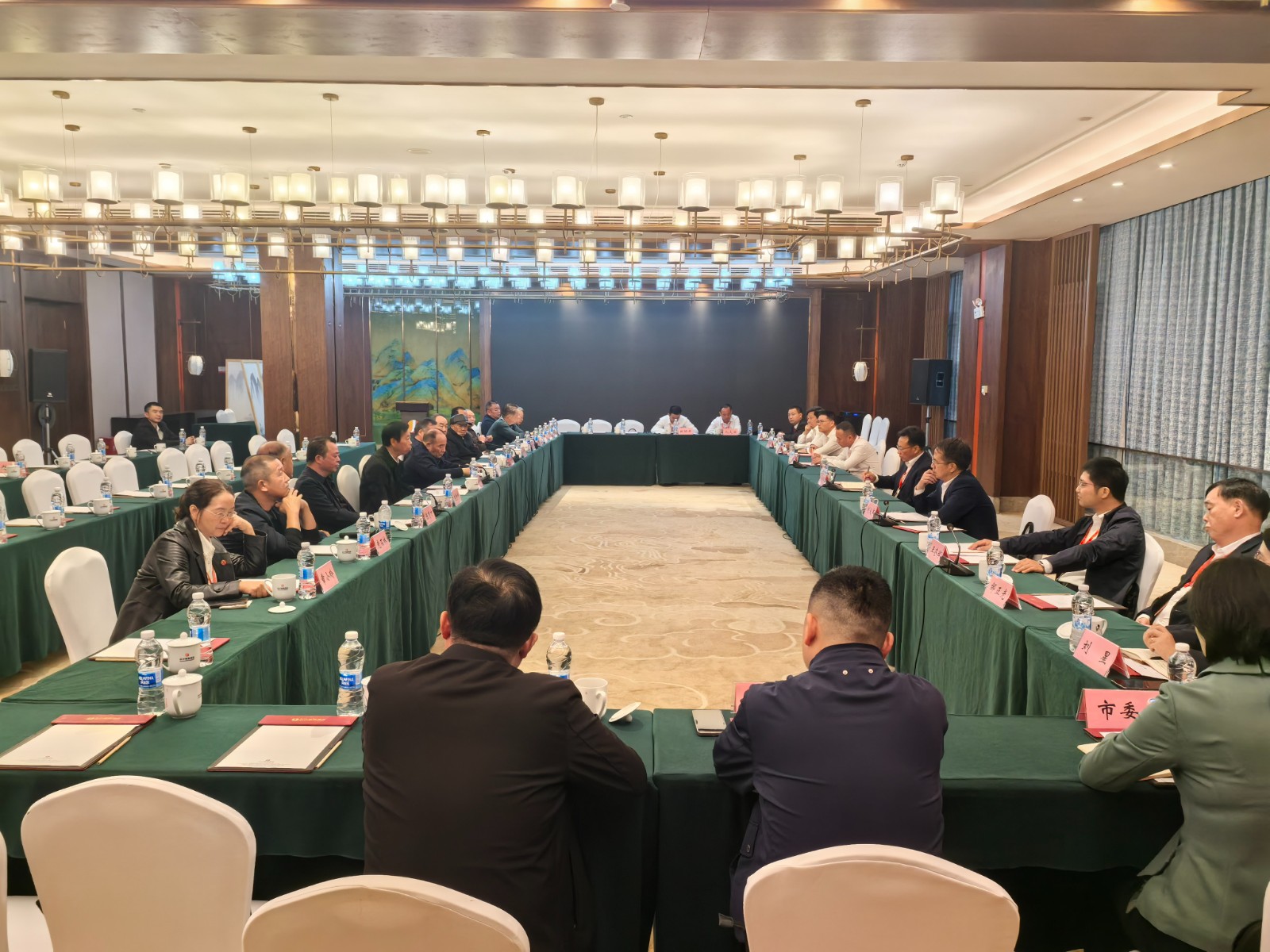 韶山市2026年两会老干部座谈会召开 