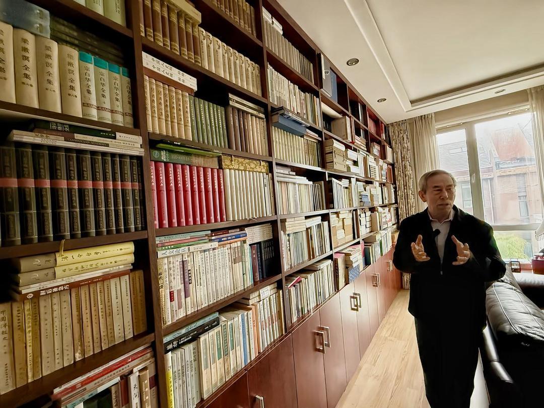 北大哲学系为何多长寿大先生?82岁李中华教授给出答案