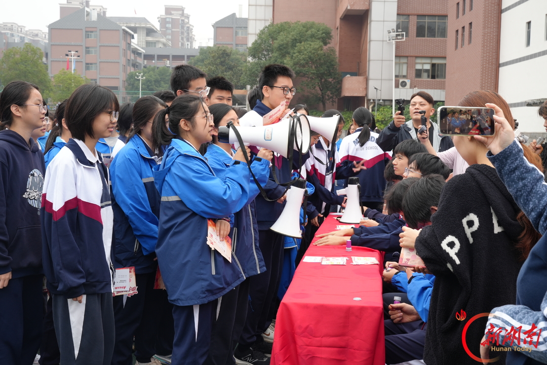 贯通学段 融合学科 沉浸体验，明德中学这样讲好长征故事