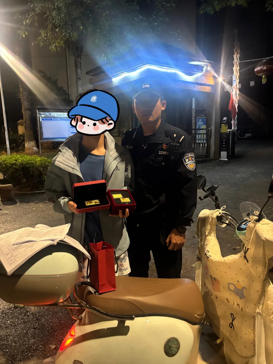 结婚买12万金饰?家人说是真的,民警却两次上门