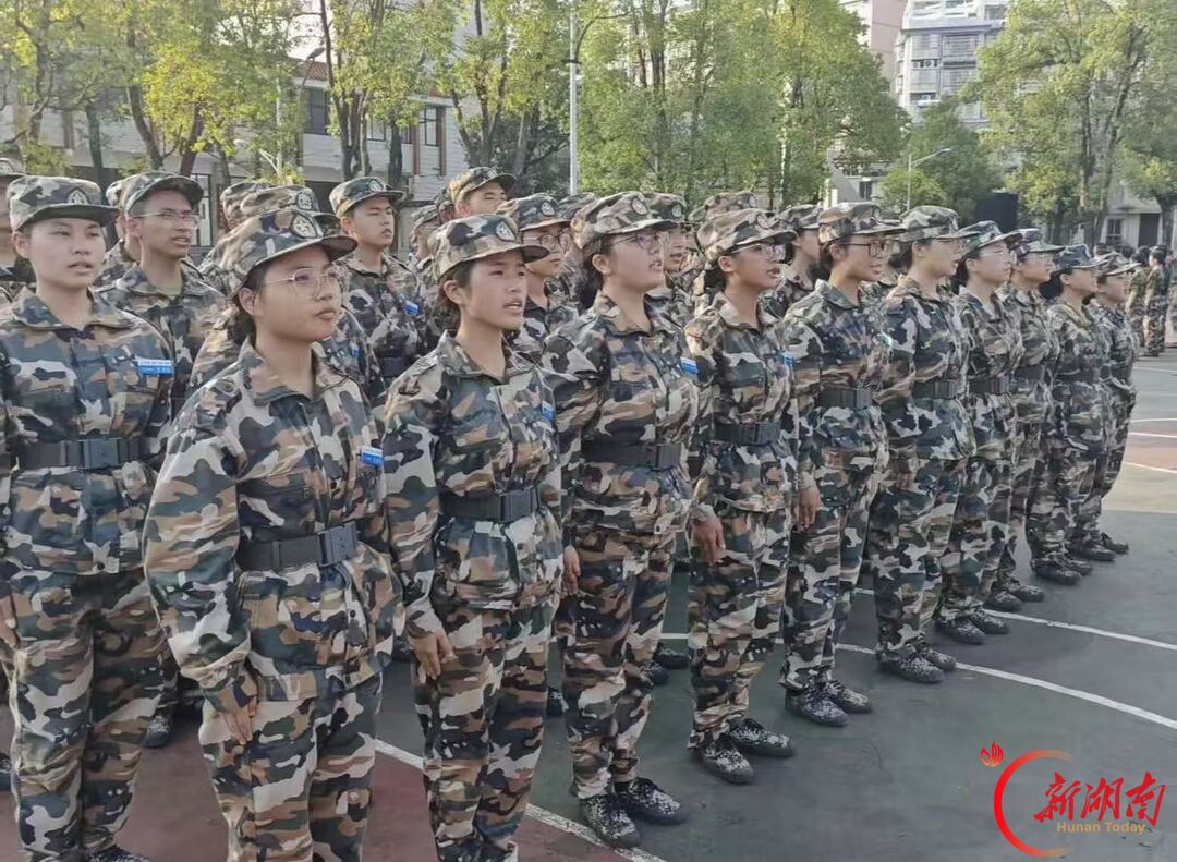 青春正步走|同心砺芳华