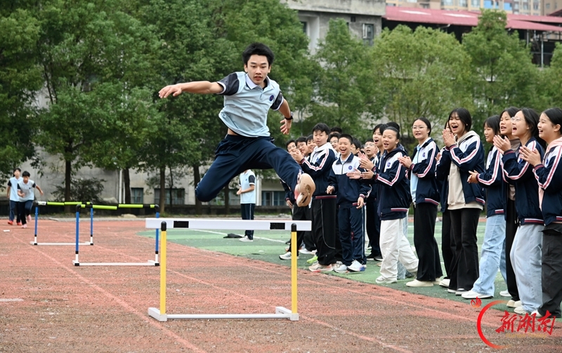 阳光体育 活力校园