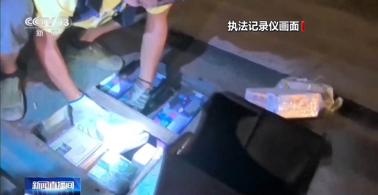 打击走私违法 西九龙站口岸截获有毒“异宠”398只