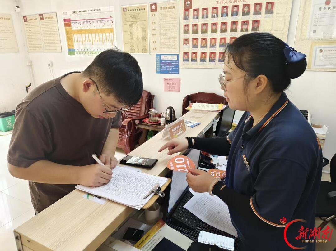 湖南湘江新区麓丰社区用心用情筑牢邻里“平安防线”