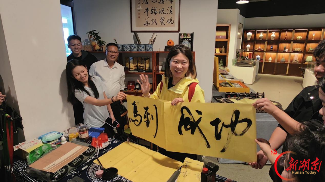 湖南女子学院师生赴杏子铺镇开展研学实践活动