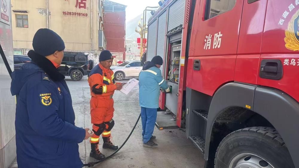 西藏巴青:抗震救灾各项工作有序进行