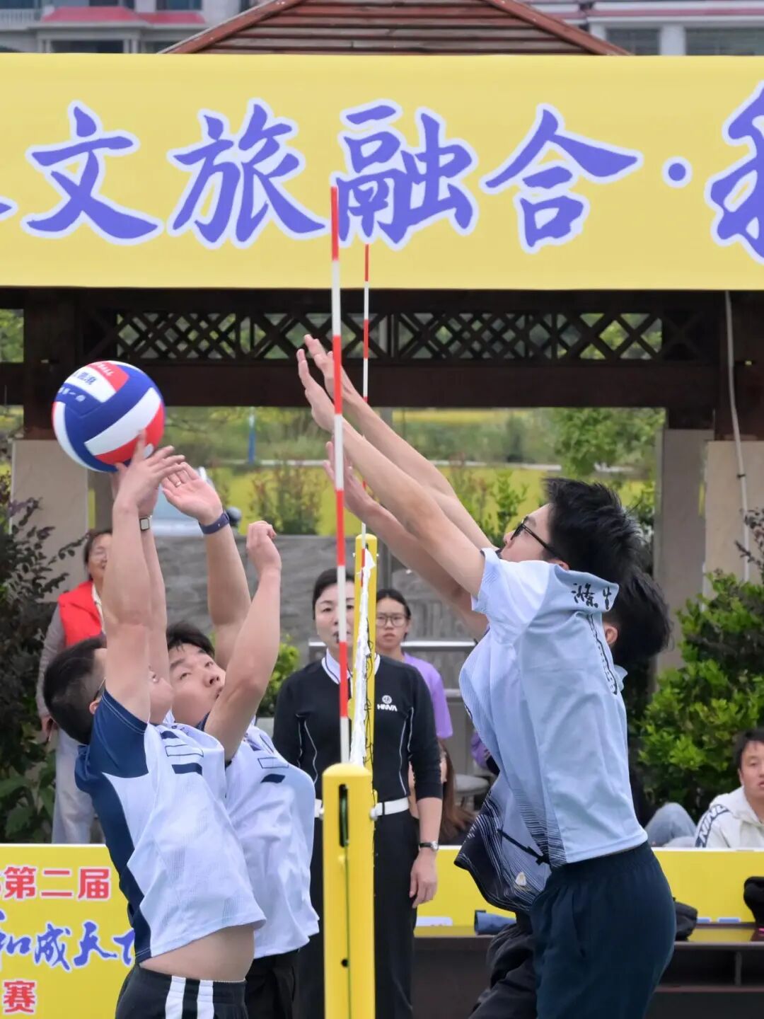 井字的三重奏