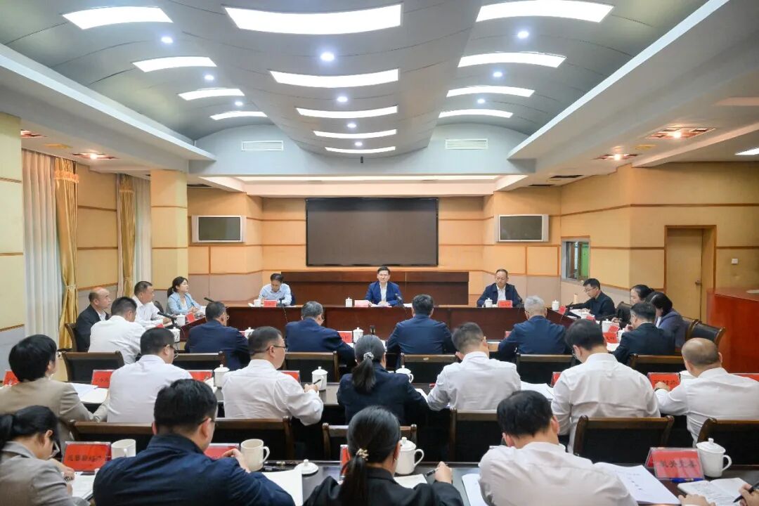 阚保勇专题调研组织工作：筑牢绝对忠诚 建强攻坚主力 为“建设富裕美丽幸福家园”提供坚强保障