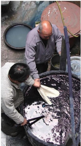 神秘湘西·非遗密码之传统技艺③丨蓝印花布印染技艺
